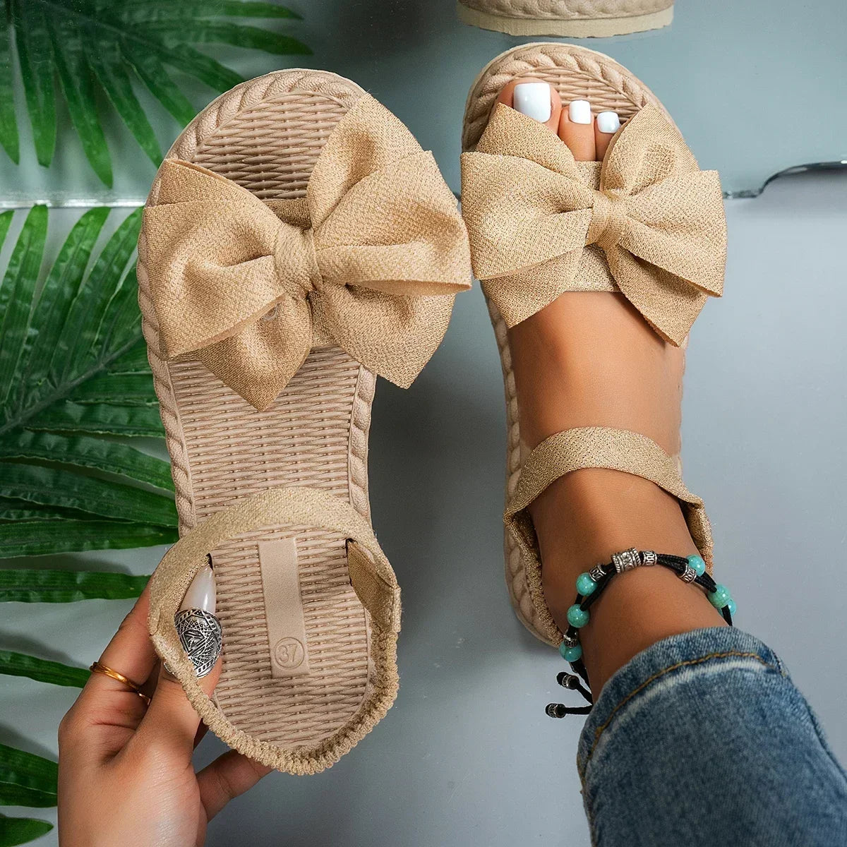 Women Sandals 2025 New Summer Lightweight Sandals Fashion Beach Casual Slippers Outdoor Bow Tie Flat Shoes Home platform sandals