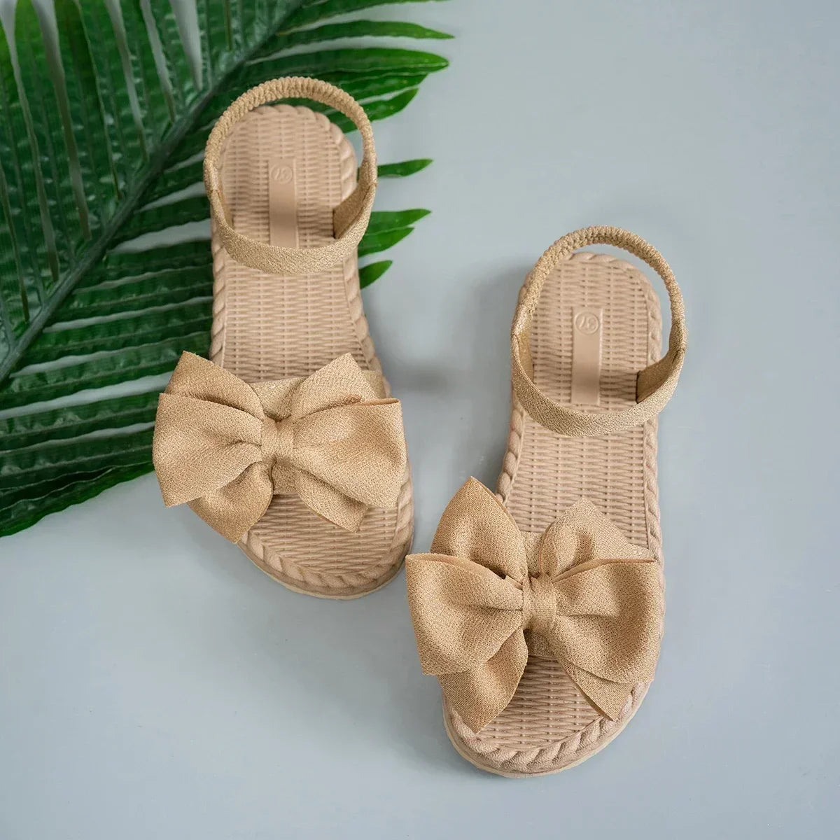 Women Sandals 2025 New Summer Lightweight Sandals Fashion Beach Casual Slippers Outdoor Bow Tie Flat Shoes Home platform sandals